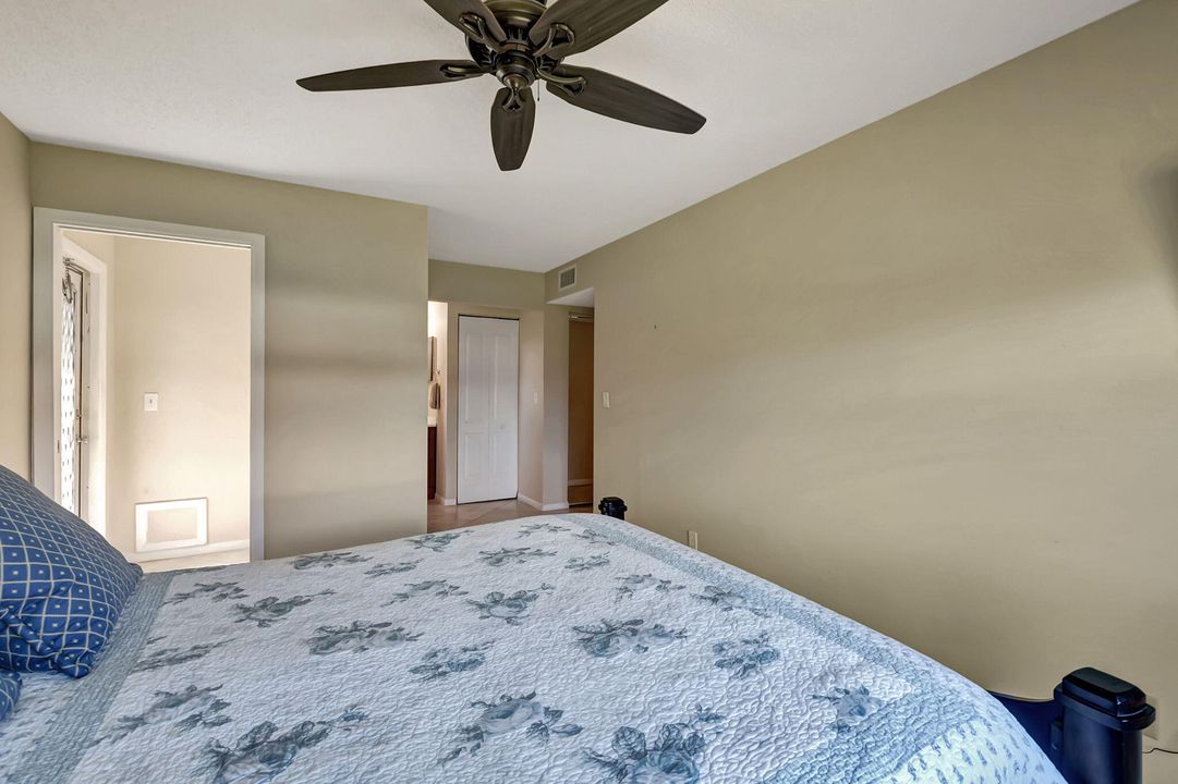 For Sale: $225,000 (2 beds, 2 baths, 1137 Square Feet)