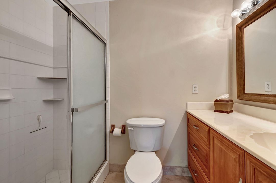 For Sale: $225,000 (2 beds, 2 baths, 1137 Square Feet)