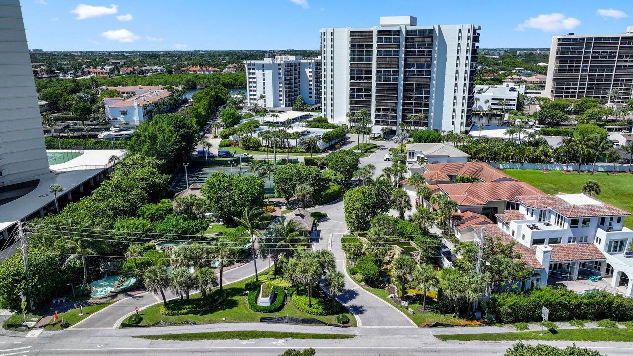 For Sale: $999,999 (2 beds, 2 baths, 1412 Square Feet)