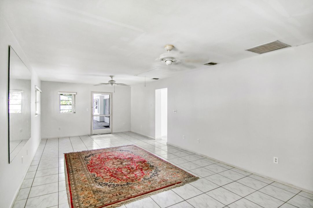 For Sale: $599,000 (3 beds, 2 baths, 2008 Square Feet)