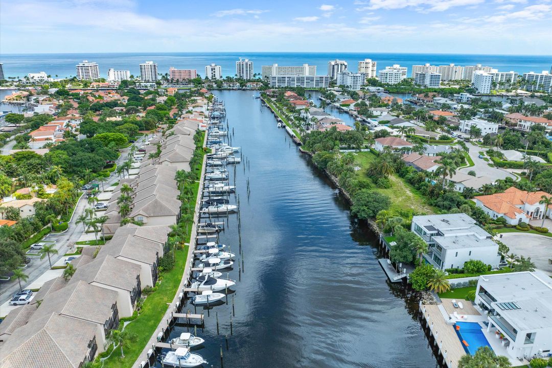 For Sale: $799,500 (2 beds, 2 baths, 1512 Square Feet)