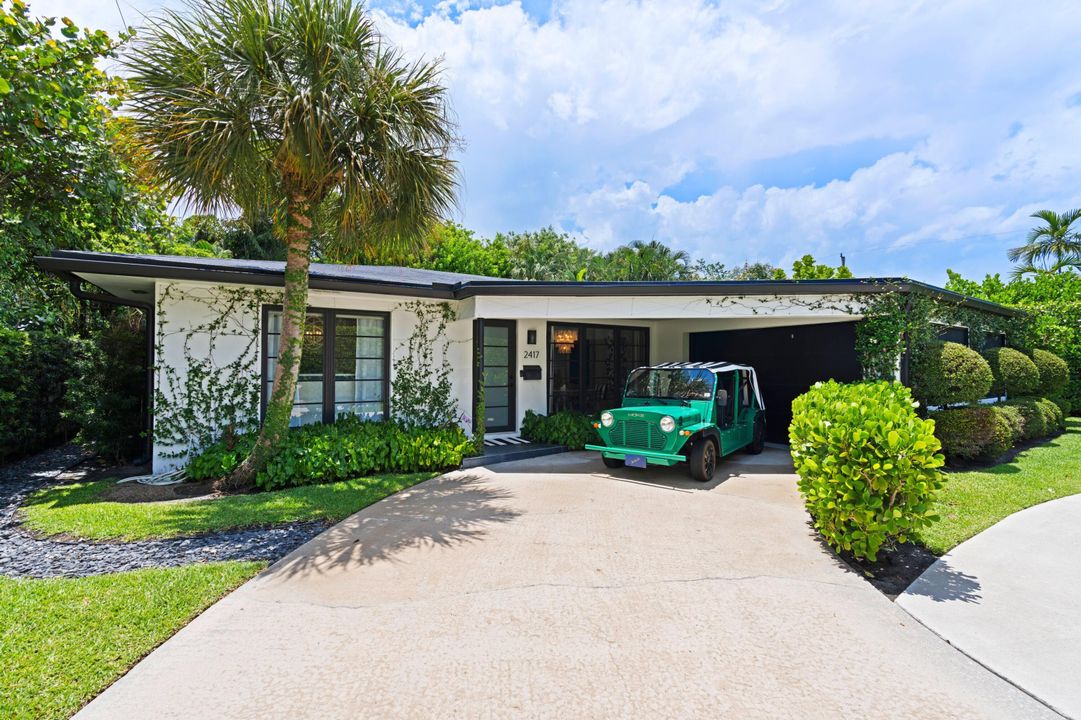 For Sale: $2,850,000 (3 beds, 3 baths, 1512 Square Feet)