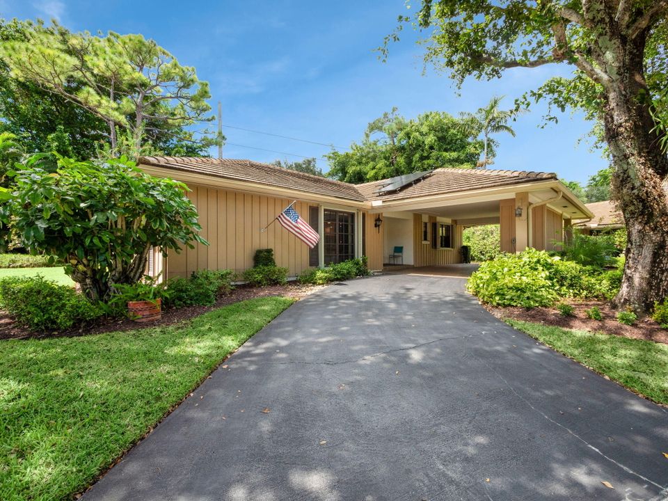 For Sale: $599,000 (3 beds, 2 baths, 2152 Square Feet)