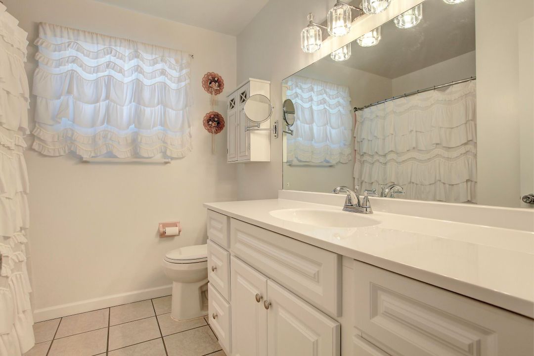 For Sale: $359,900 (3 beds, 2 baths, 1515 Square Feet)