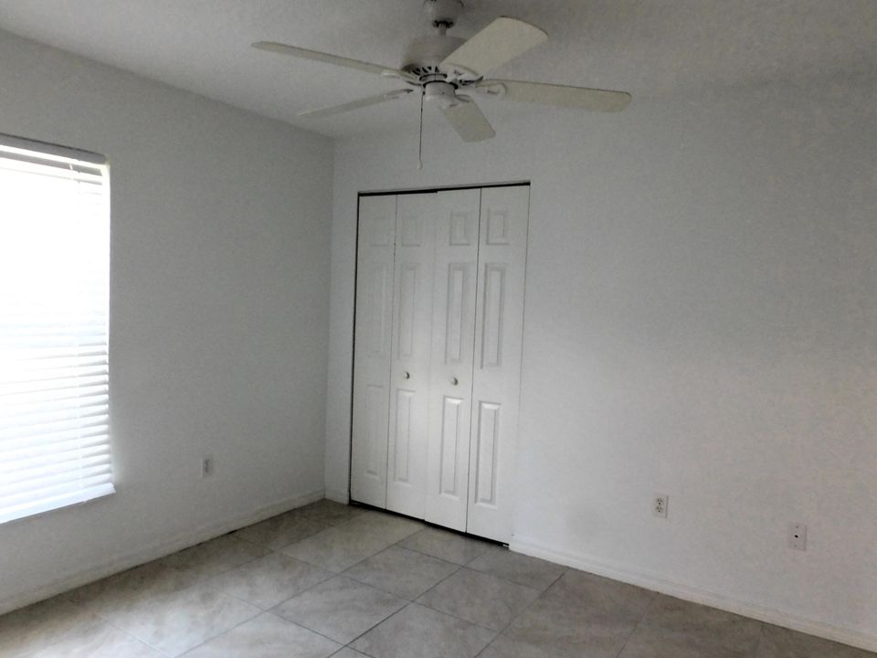 For Rent: $2,300 (3 beds, 2 baths, 1440 Square Feet)