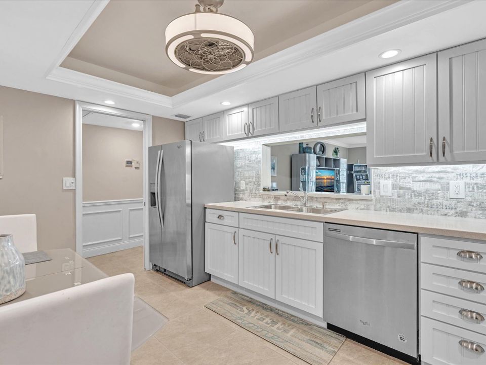 For Sale: $535,000 (2 beds, 2 baths, 1330 Square Feet)