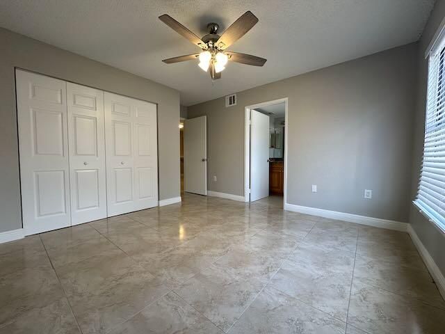 For Rent: $1,875 (2 beds, 2 baths, 900 Square Feet)