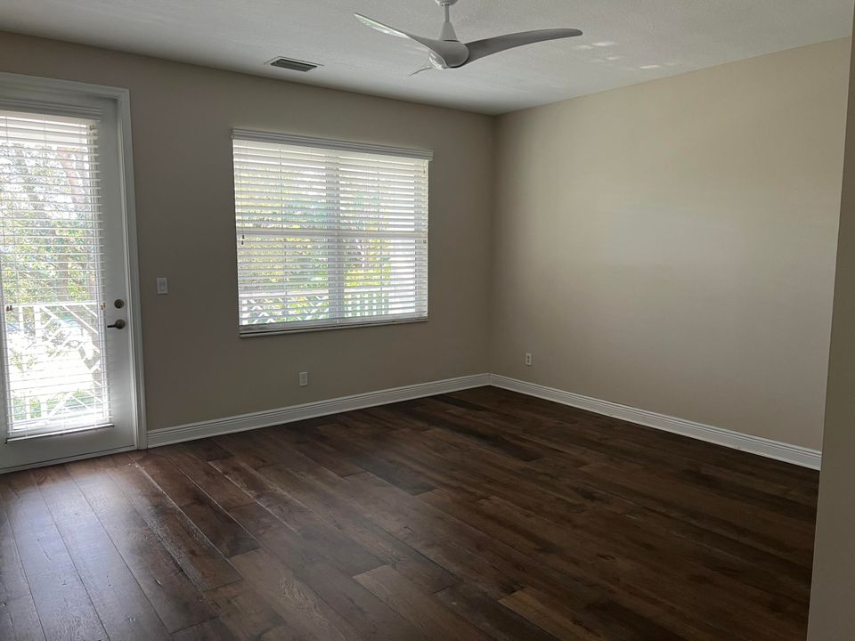 For Rent: $4,275 (3 beds, 2 baths, 2138 Square Feet)