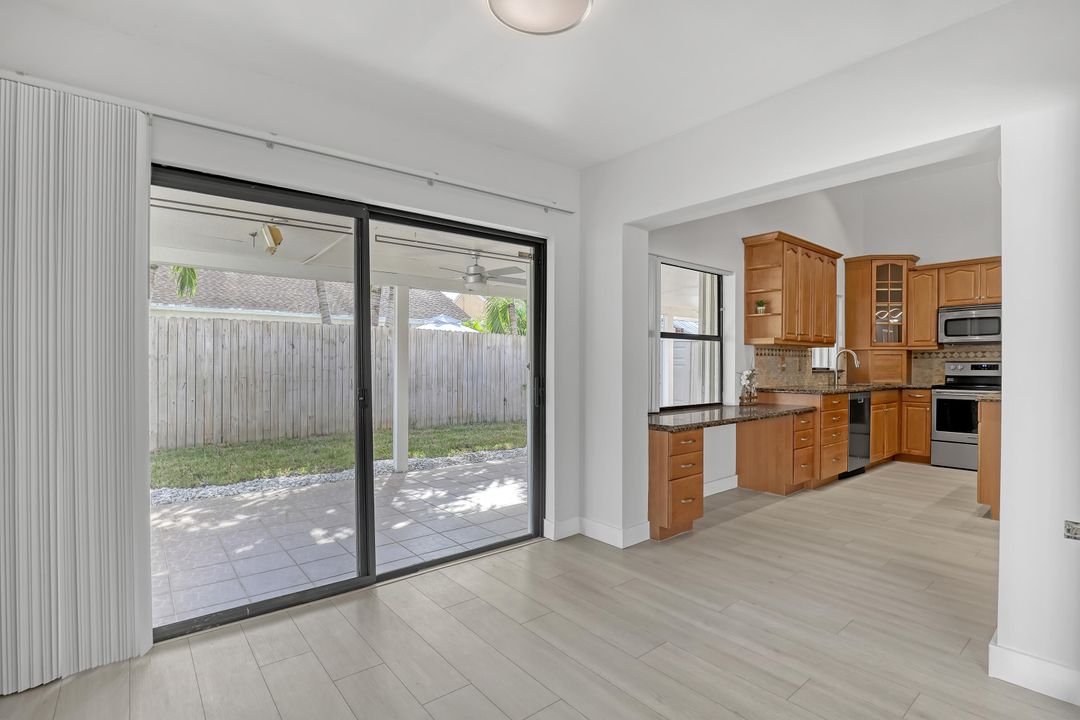 For Sale: $647,000 (3 beds, 2 baths, 1643 Square Feet)