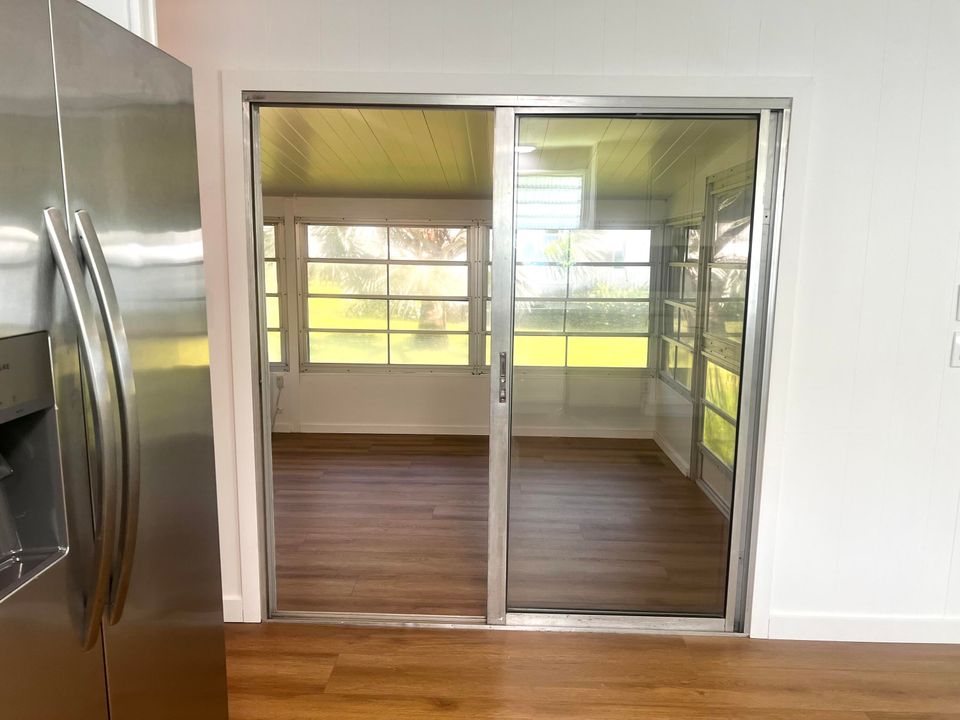 En Venta: $229,000 (2 camas, 2 baños, 854 Pies cuadrados)