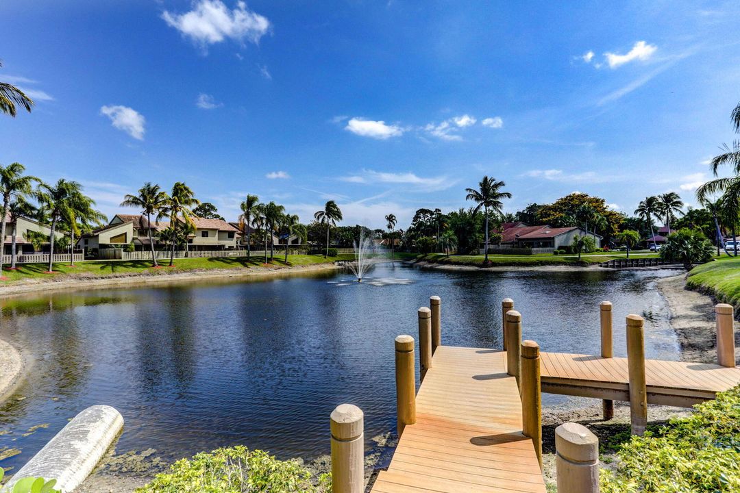 For Sale: $575,000 (3 beds, 2 baths, 2169 Square Feet)