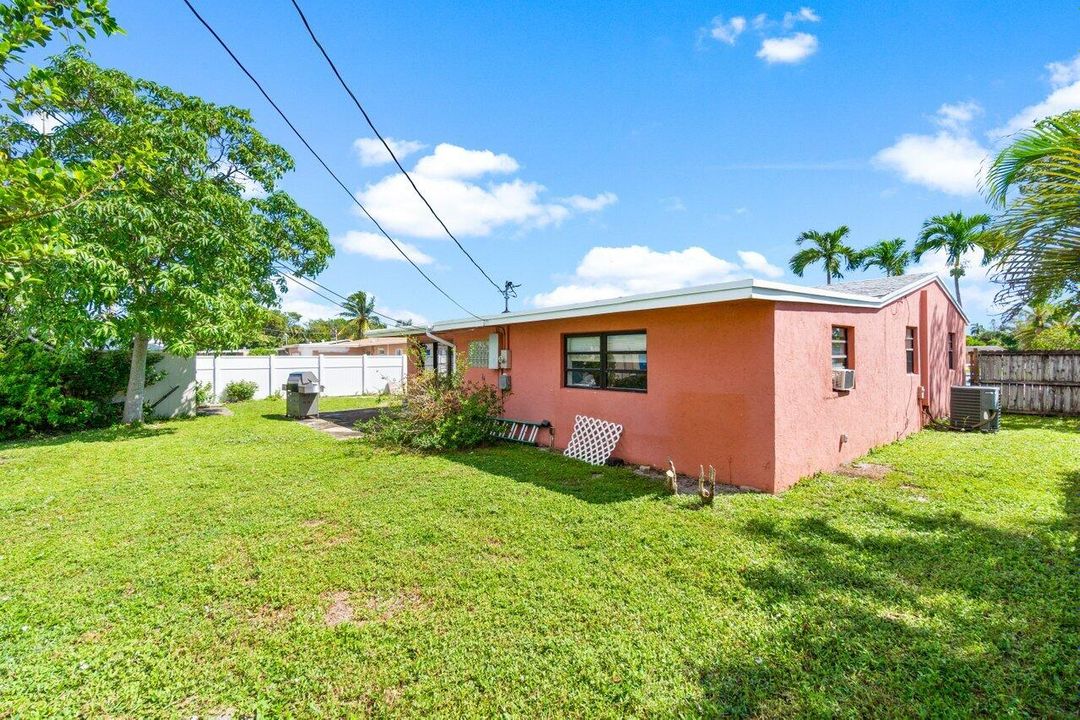 For Sale: $479,000 (3 beds, 2 baths, 1650 Square Feet)