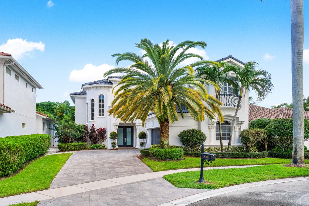 For Sale: $1,595,000 (3 beds, 4 baths, 4004 Square Feet)