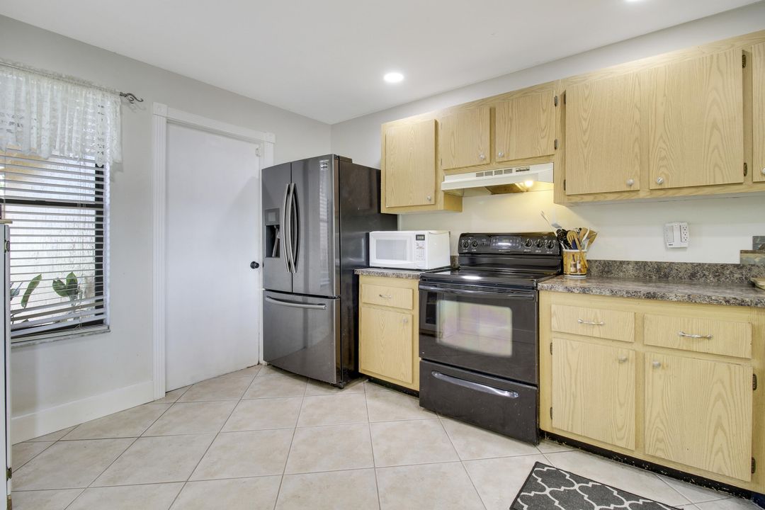 For Sale: $675,000 (4 beds, 2 baths, 1488 Square Feet)