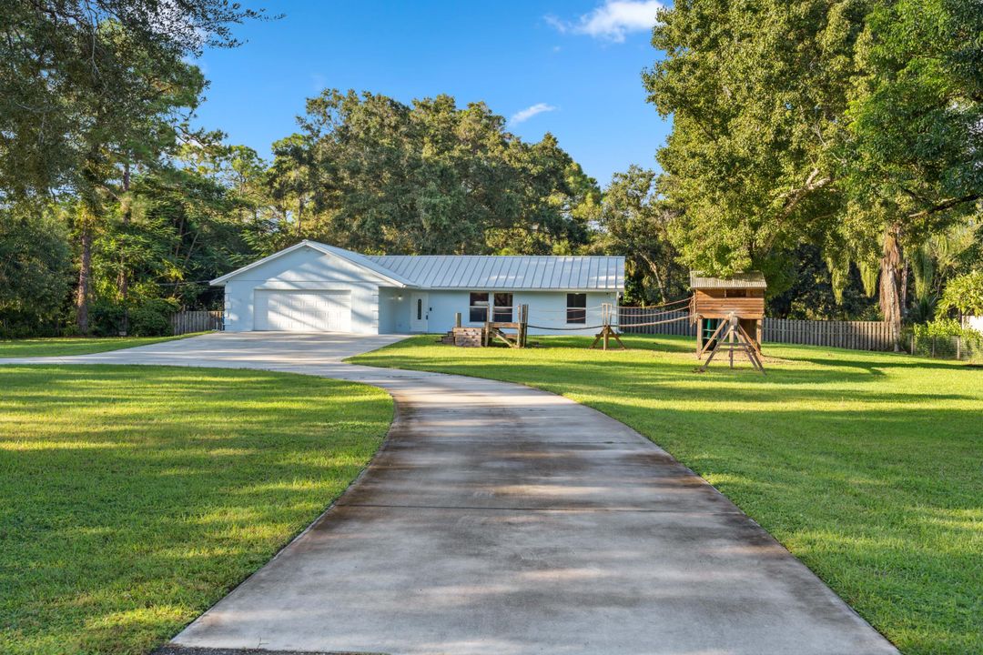 For Sale: $649,999 (4 beds, 2 baths, 2057 Square Feet)