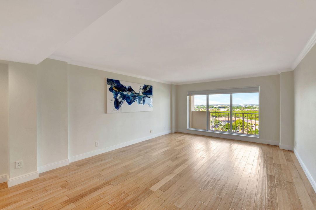 For Sale: $1,250,000 (2 beds, 2 baths, 1904 Square Feet)