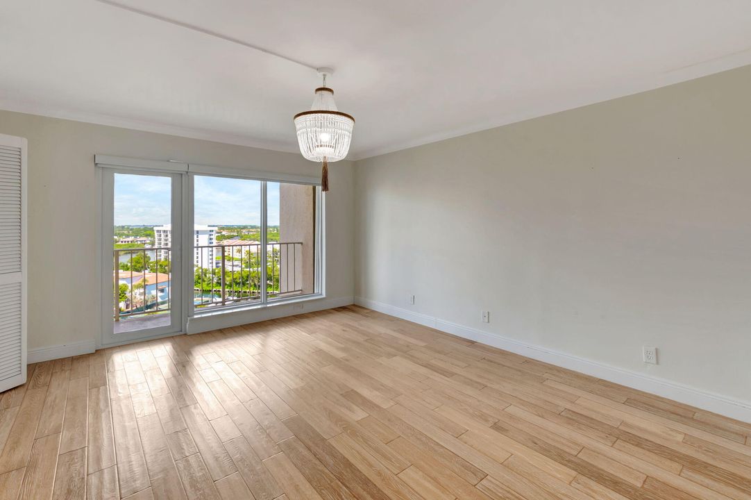 For Sale: $1,250,000 (2 beds, 2 baths, 1904 Square Feet)