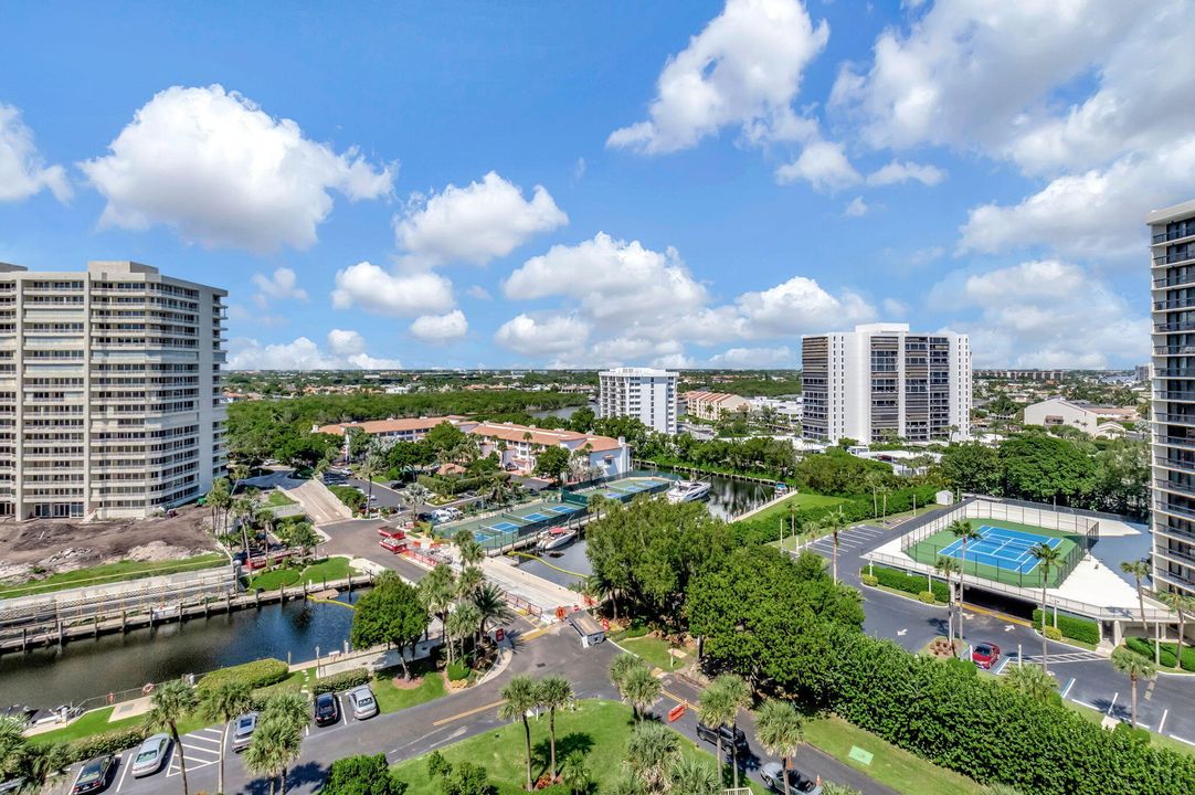 For Sale: $1,250,000 (2 beds, 2 baths, 1904 Square Feet)