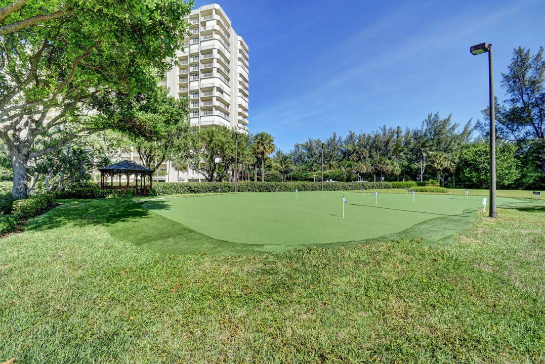 For Sale: $1,250,000 (2 beds, 2 baths, 1904 Square Feet)