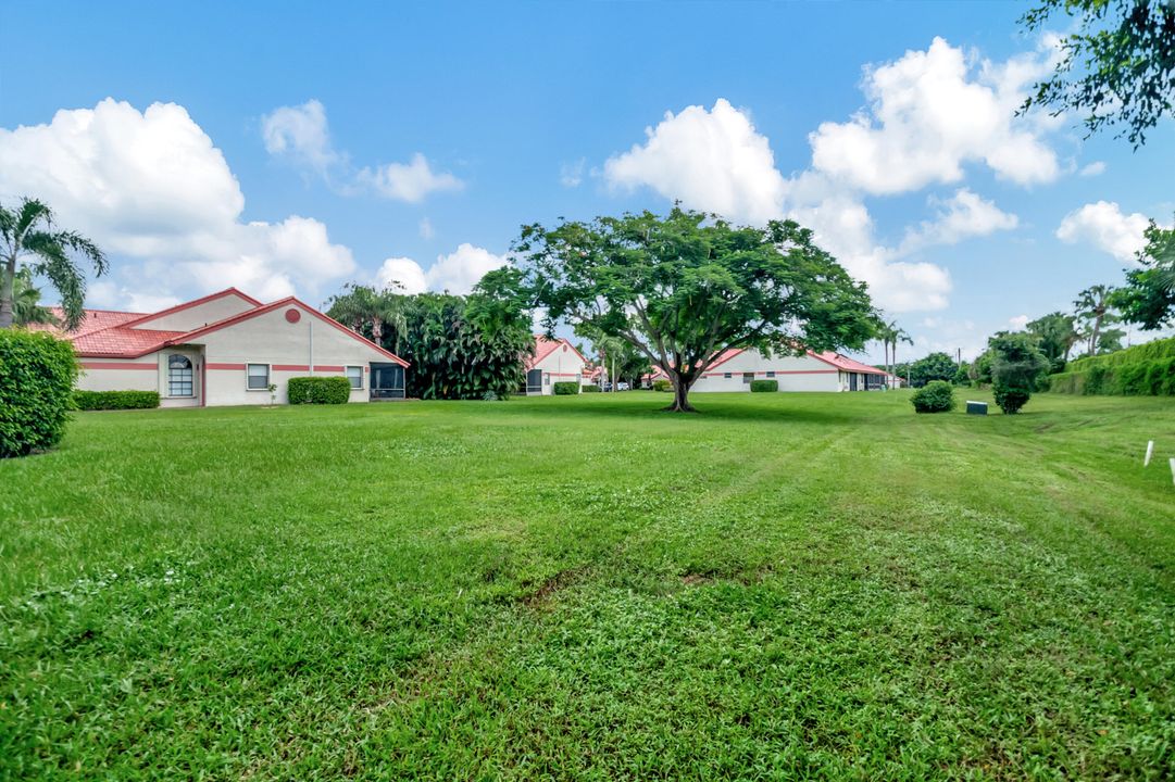 For Sale: $359,000 (3 beds, 2 baths, 1657 Square Feet)