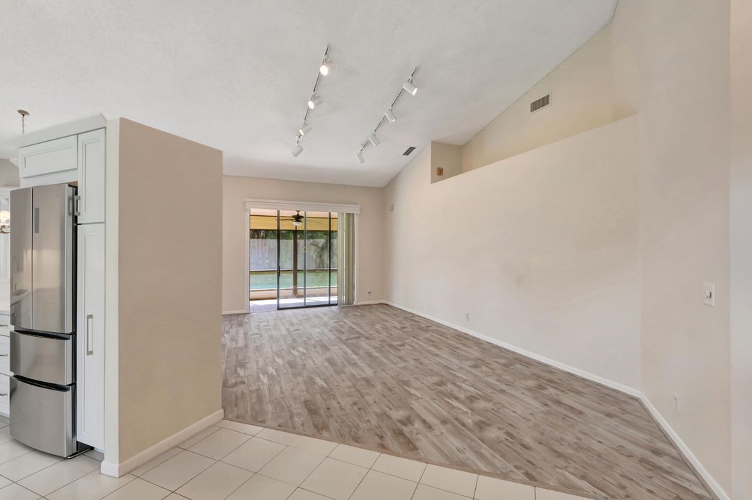 For Sale: $359,000 (3 beds, 2 baths, 1657 Square Feet)