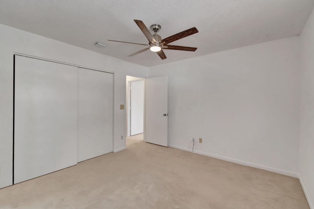 For Sale: $390,000 (3 beds, 2 baths, 1550 Square Feet)