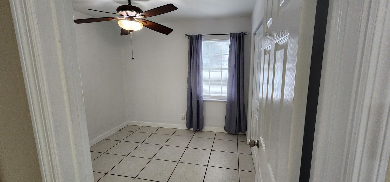 For Rent: $3,100 (3 beds, 2 baths, 1116 Square Feet)