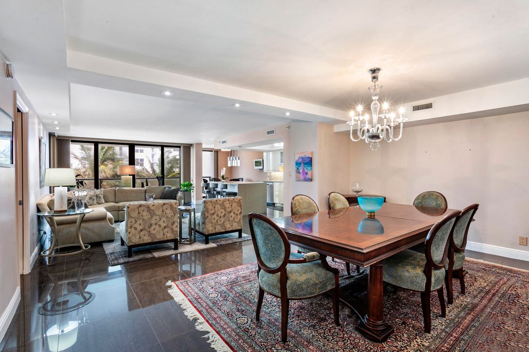 For Sale: $2,195,000 (3 beds, 2 baths, 2078 Square Feet)