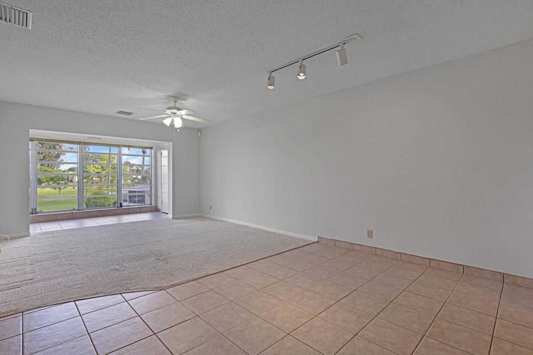 For Sale: $180,000 (2 beds, 2 baths, 1021 Square Feet)