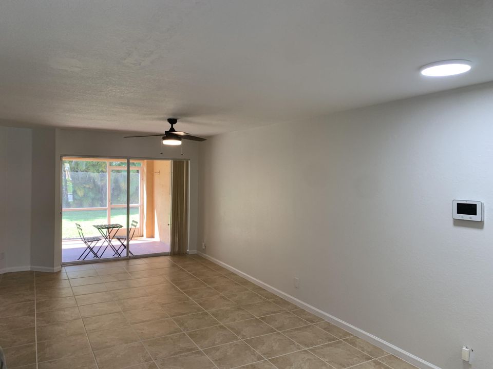 Active With Contract: $405,000 (3 beds, 2 baths, 1627 Square Feet)