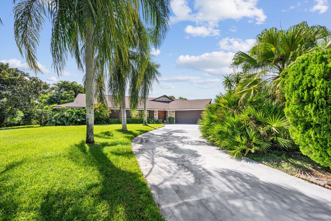 For Sale: $595,888 (3 beds, 2 baths, 1890 Square Feet)