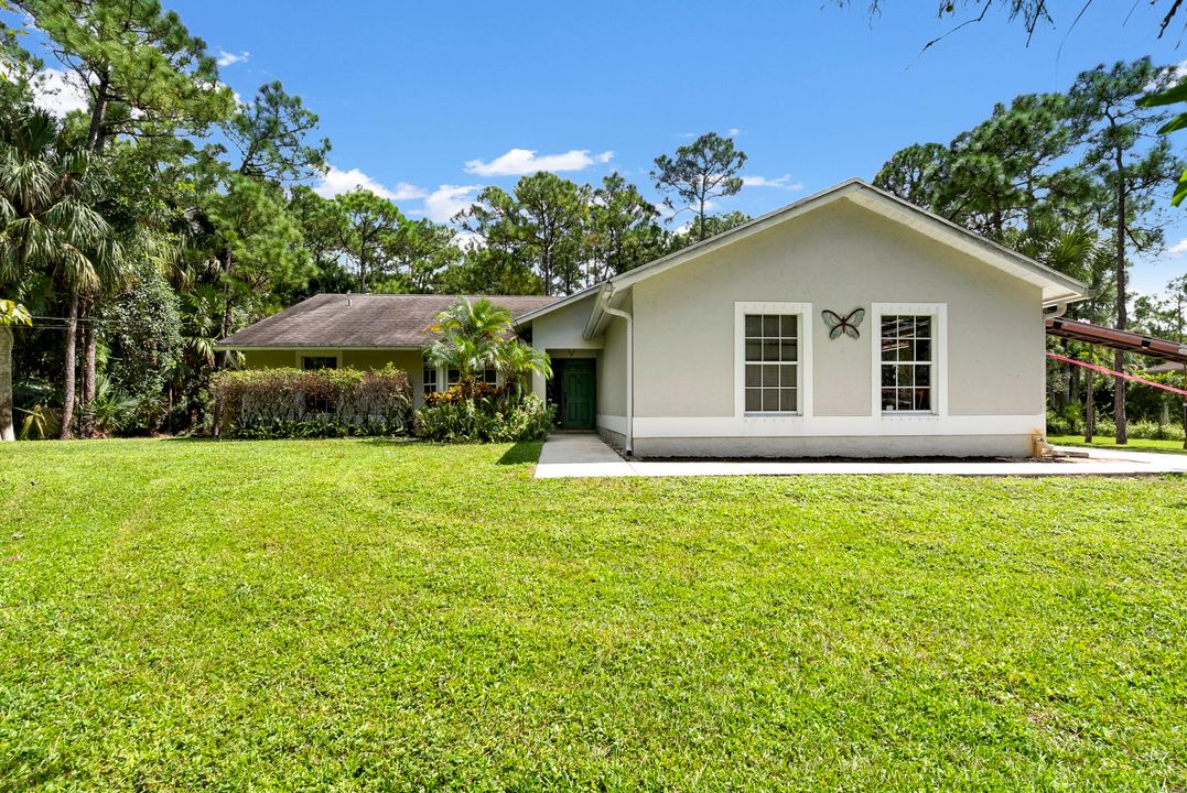 For Sale: $765,000 (3 beds, 2 baths, 1761 Square Feet)