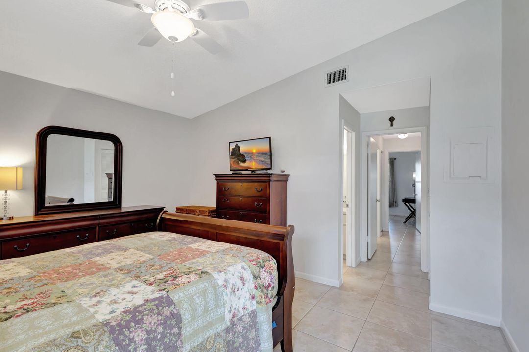 For Sale: $254,900 (2 beds, 2 baths, 1026 Square Feet)