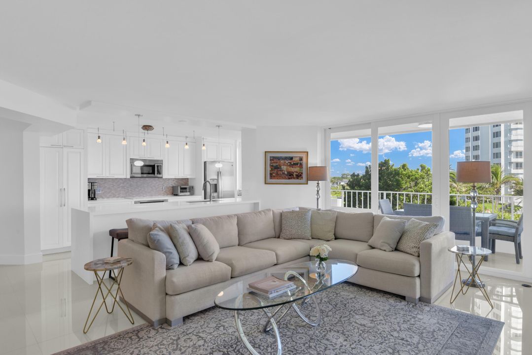 For Sale: $1,749,000 (2 beds, 2 baths, 1479 Square Feet)