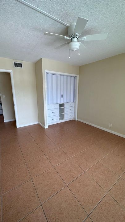 For Rent: $1,700 (1 beds, 1 baths, 508 Square Feet)