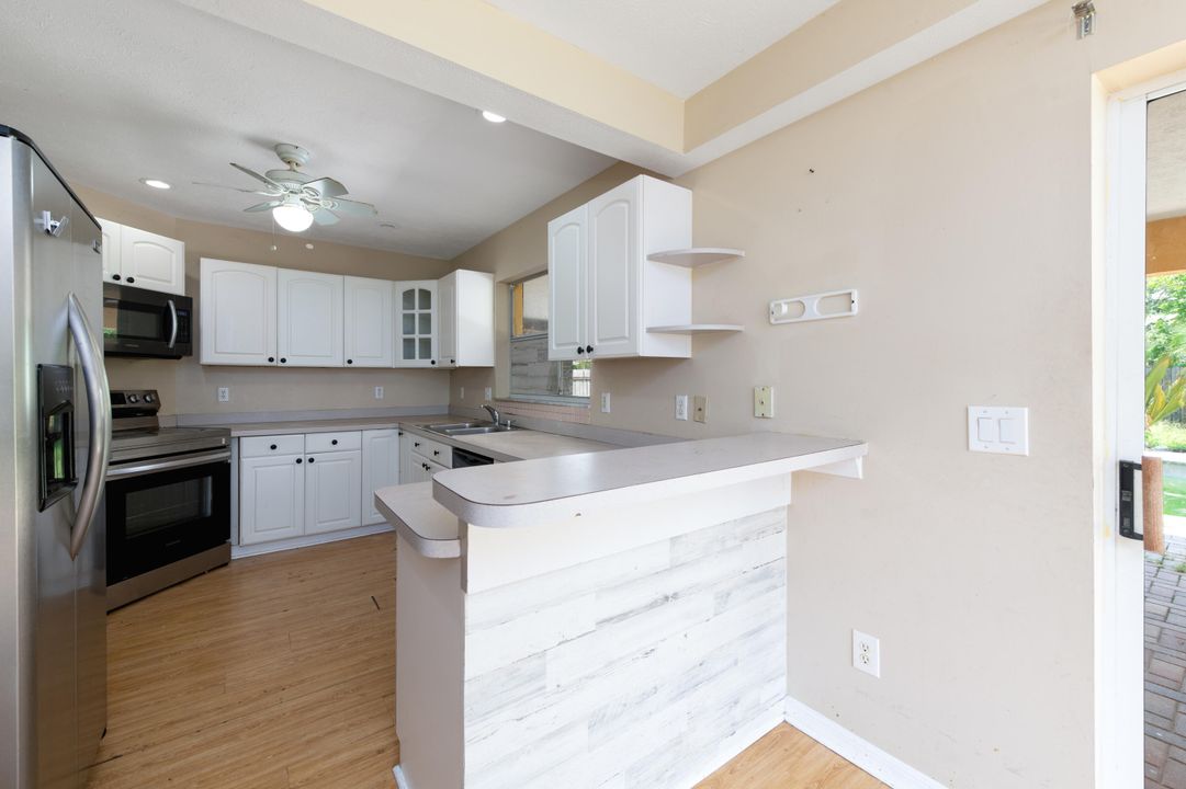 For Sale: $459,711 (3 beds, 2 baths, 1896 Square Feet)