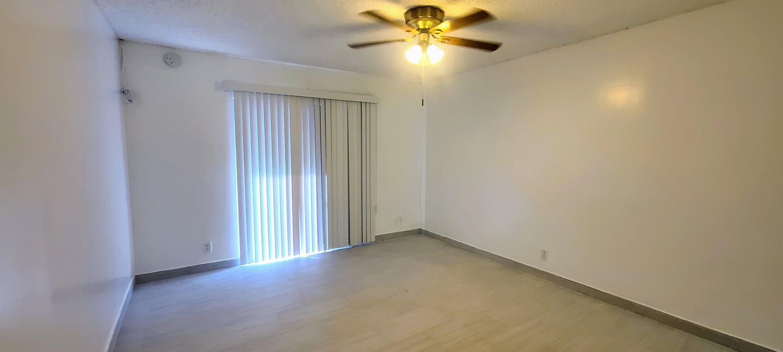 For Rent: $2,250 (2 beds, 2 baths, 1158 Square Feet)