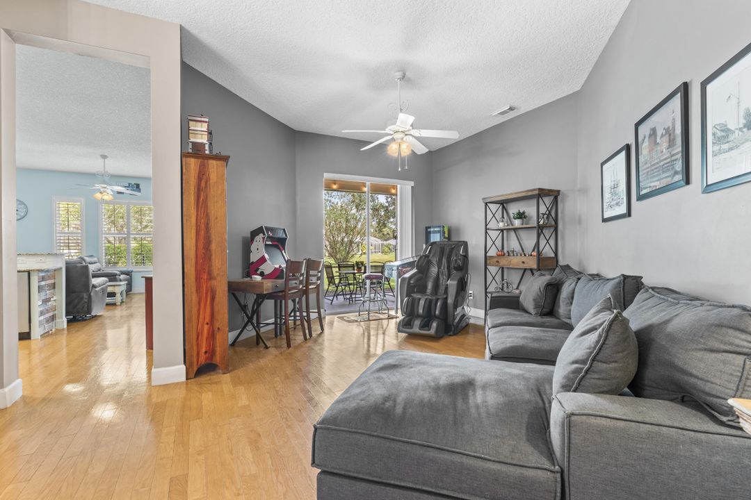 For Sale: $484,900 (3 beds, 2 baths, 2146 Square Feet)