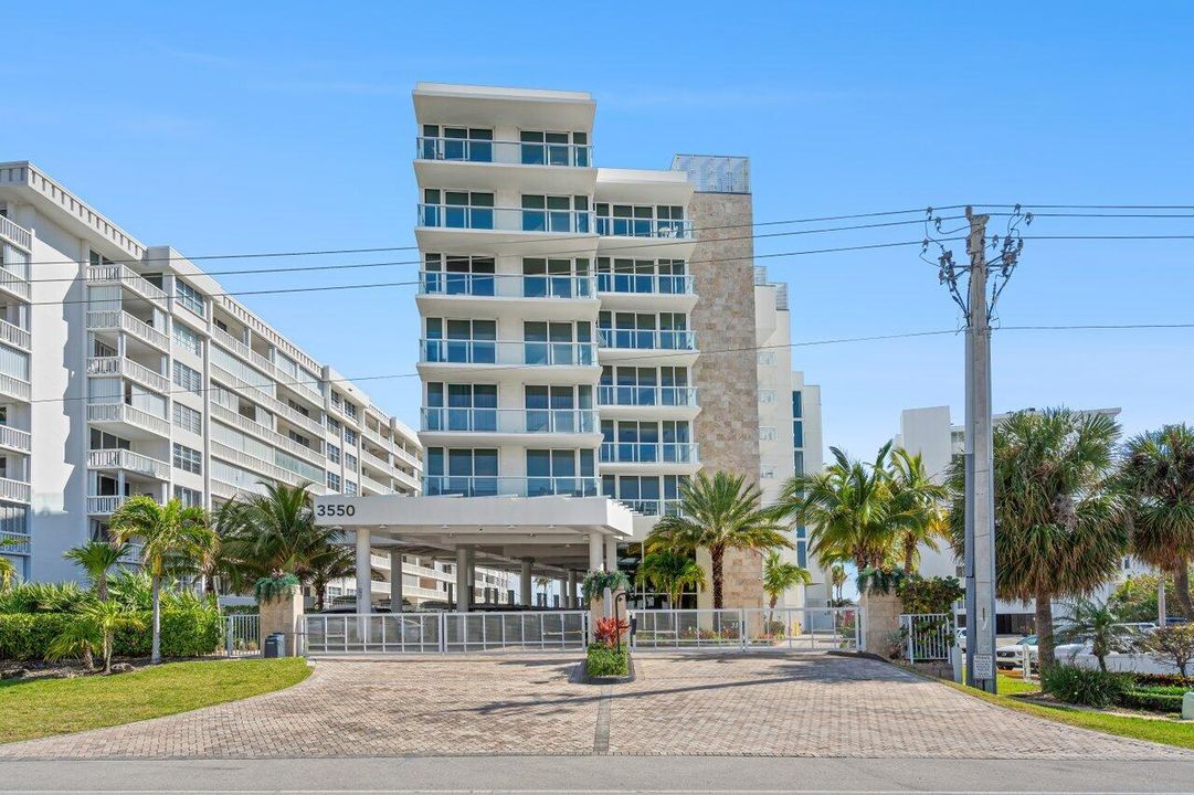 For Sale: $2,250,000 (2 beds, 3 baths, 2608 Square Feet)