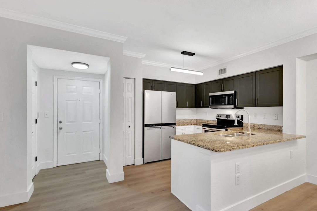 For Sale: $365,000 (3 beds, 2 baths, 1493 Square Feet)