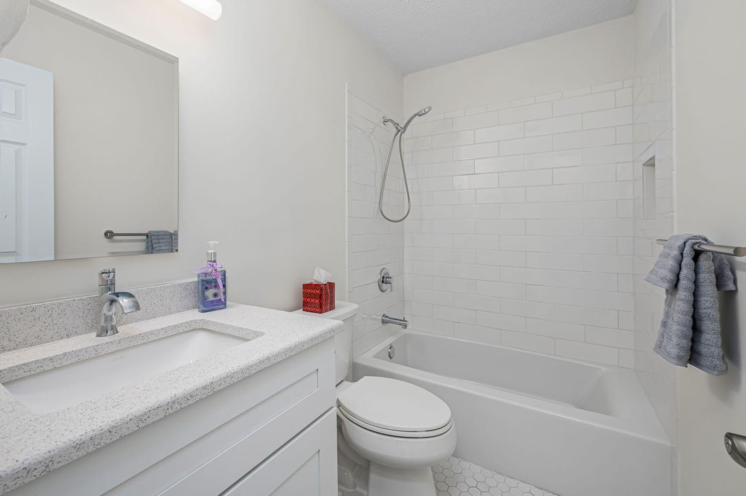 For Sale: $469,900 (3 beds, 2 baths, 1572 Square Feet)