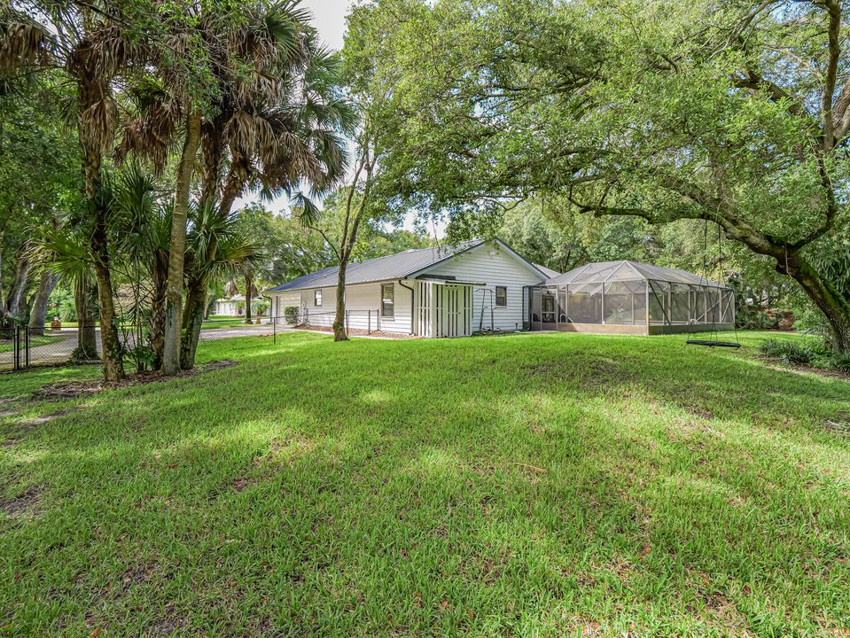 For Sale: $575,000 (3 beds, 2 baths, 1775 Square Feet)