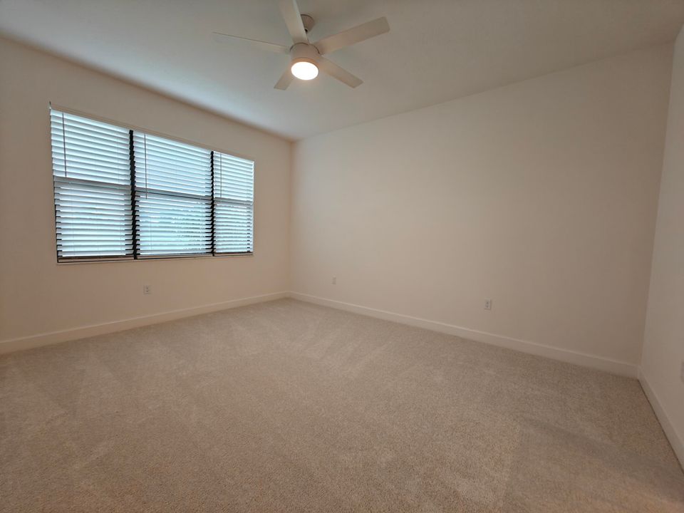 For Rent: $3,400 (2 beds, 2 baths, 1752 Square Feet)