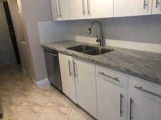 For Rent: $2,800 (2 beds, 2 baths, 1276 Square Feet)