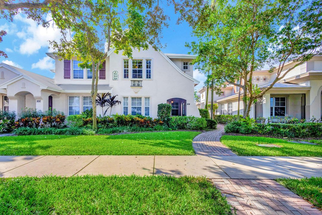 For Sale: $669,000 (3 beds, 2 baths, 1478 Square Feet)