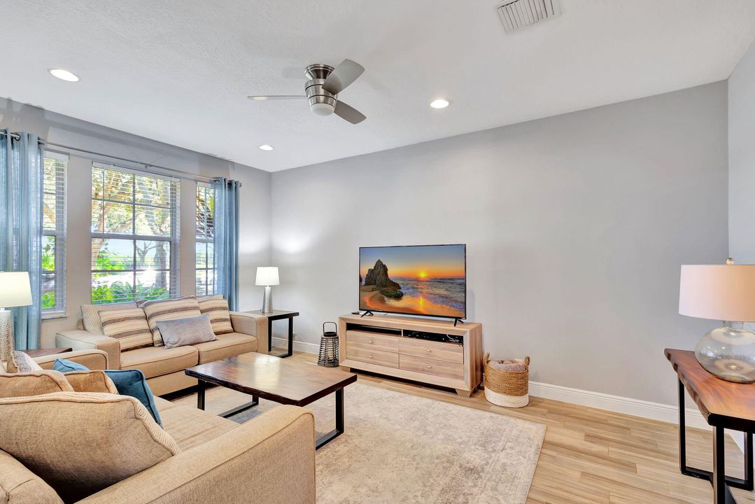 For Sale: $669,000 (3 beds, 2 baths, 1478 Square Feet)