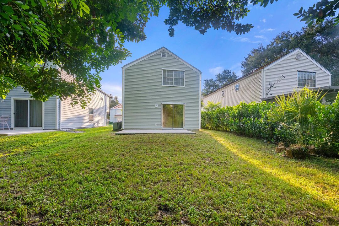 For Sale: $420,000 (3 beds, 2 baths, 1592 Square Feet)