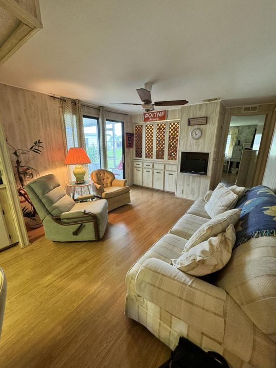 For Sale: $43,500 (2 beds, 2 baths, 1440 Square Feet)