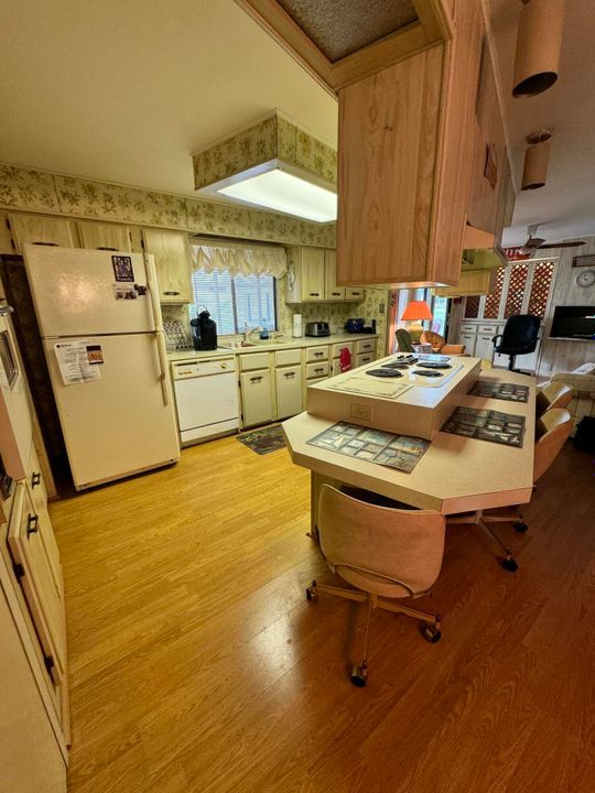 For Sale: $43,500 (2 beds, 2 baths, 1440 Square Feet)