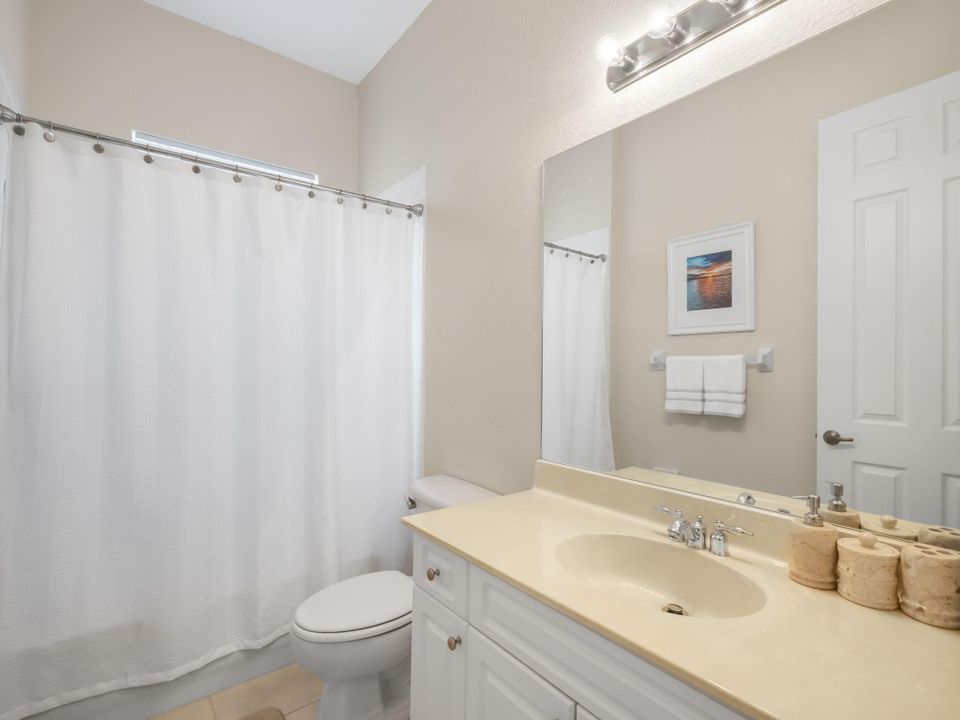 For Sale: $389,900 (3 beds, 2 baths, 1857 Square Feet)